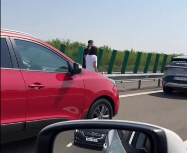 FOTO VIDEO Carambol cu trei mașini, pe Autostrada Soarelui, pe sensul spre Constanța 2 FOTO VIDEO Carambol cu trei mașini, pe Autostrada Soarelui, pe sensul spre Constanța rr 1