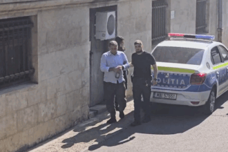VIDEO Özbizerdik Ismail Onur, urmărit internațional pentru asasinate, în fața instanței din București/ Turcia cere extrădarea Screenshot 2025 08 04 121726