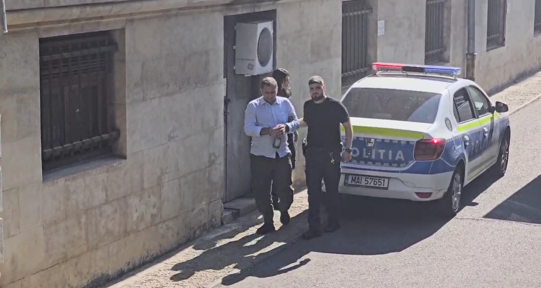 VIDEO Özbizerdik Ismail Onur, urmărit internațional pentru asasinate, în fața instanței din București/ Turcia cere extrădarea Screenshot 2025 08 04 121726