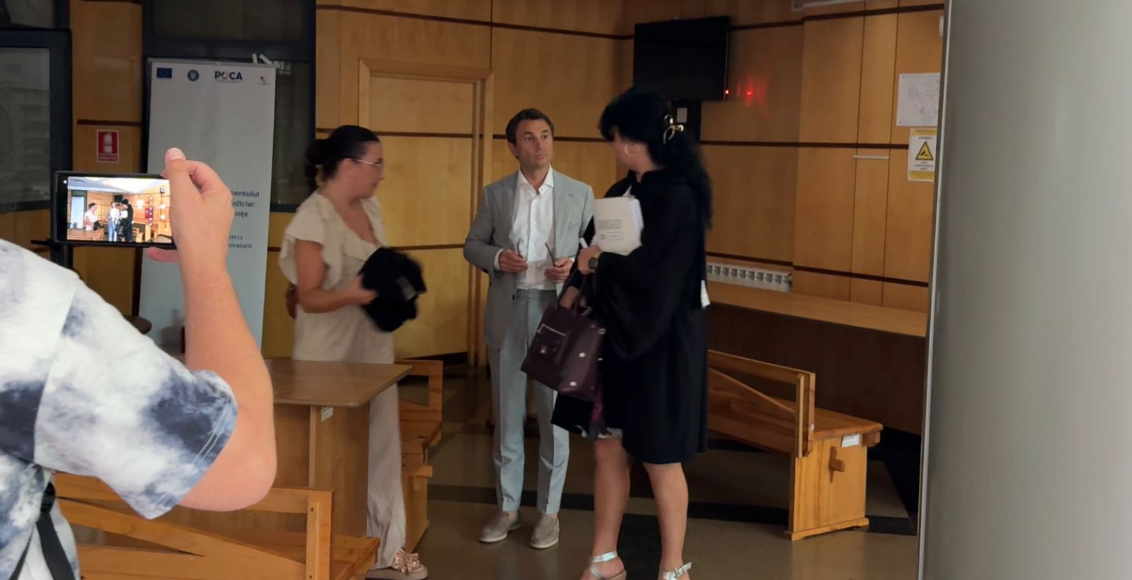 FOTO VIDEO Radu Cristian a ieșit din sala de judecată/ Primarul Mangaliei își așteaptă pronunțare/ Va afla dacă ajunge în ARESTUL preventiv Screenshot 2025 08 27 134852
