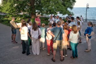 FOTO Constanța, vara anului 1925 – Tururi ghidate inedite cu amintiri din urmă cu un secol, oferite de Muzeul de Istorie WhatsApp Image 2025 08 05 at 18.40.04