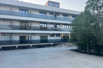 Galerie Foto Video/ Vacanță pe litoral fără stres: cazare în Saturn, Mangalia, la 5 minute de plajă, cu loc de parcare inclus WhatsApp Image 2025 08 09 at 20.16.24