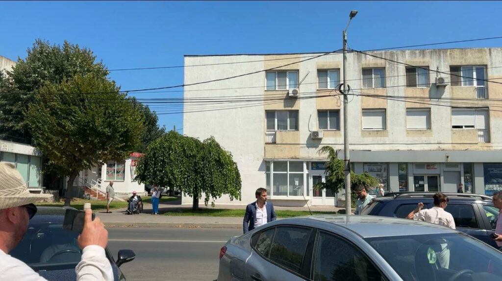 FOTO VIDEO UPDATE OFICIAL Descinderi DNA la Primăria Mangalia/ Suspiciuni de corupție și mită/ Edilul Radu Cristian, inculpat într-un dosar DNA Constanța WhatsApp Image 2025 08 20 at 15.03.20