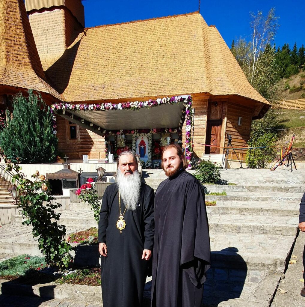 FOTO VIDEO EXCLUSIV Protosinghelul surprins în ipostaze compromițătoare, sub ascultarea duhovnicească a IPS Teodosie/ Un nou scandal în Biserica Ortodoxă: homosexualitate și desfrâu 11 FOTO VIDEO EXCLUSIV Protosinghelul surprins în ipostaze compromițătoare, sub ascultarea duhovnicească a IPS Teodosie/ Un nou scandal în Biserica Ortodoxă: homosexualitate și desfrâu WhatsApp Image 2025 08 23 at 21.40.00 3 1