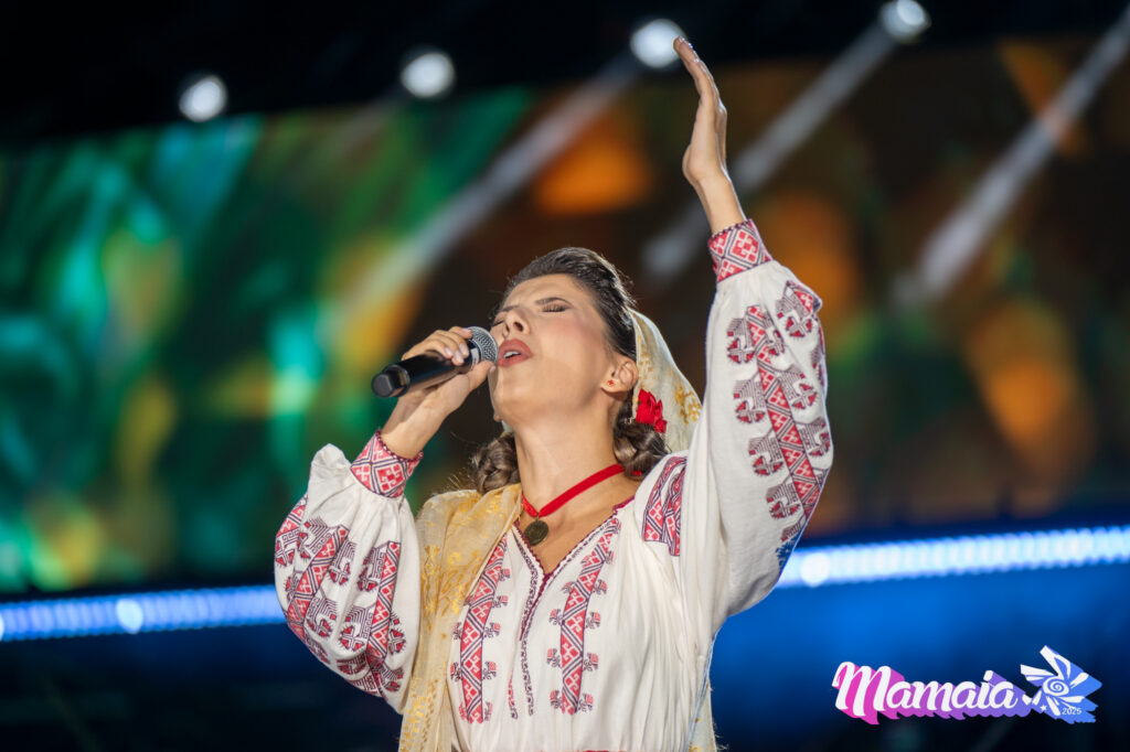 Galerie Foto: Tradiția și emoția au încântat publicul la Festivalul Național de Folclor Mamaia – a doua seară foto MF 1 1 1